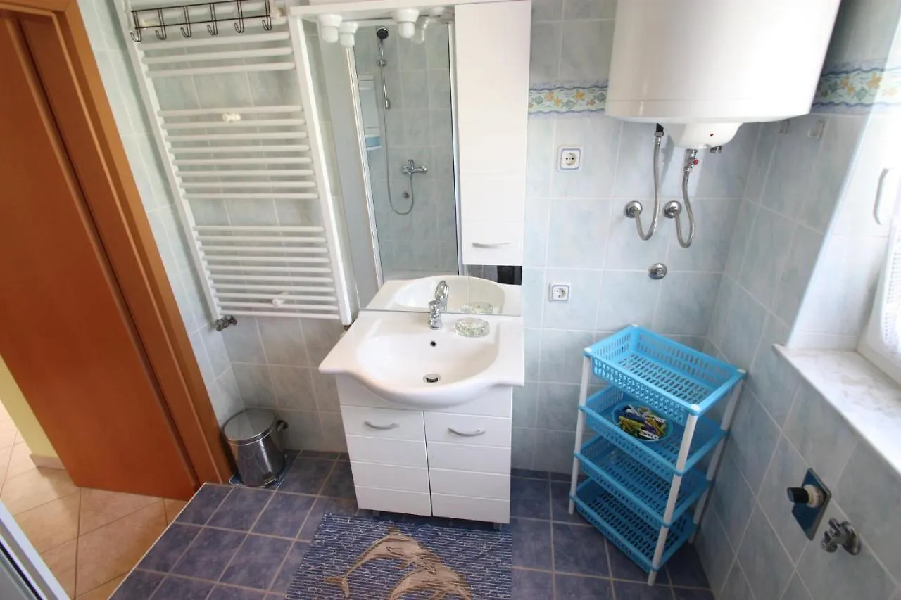 Blazic Apartment Jadranovo