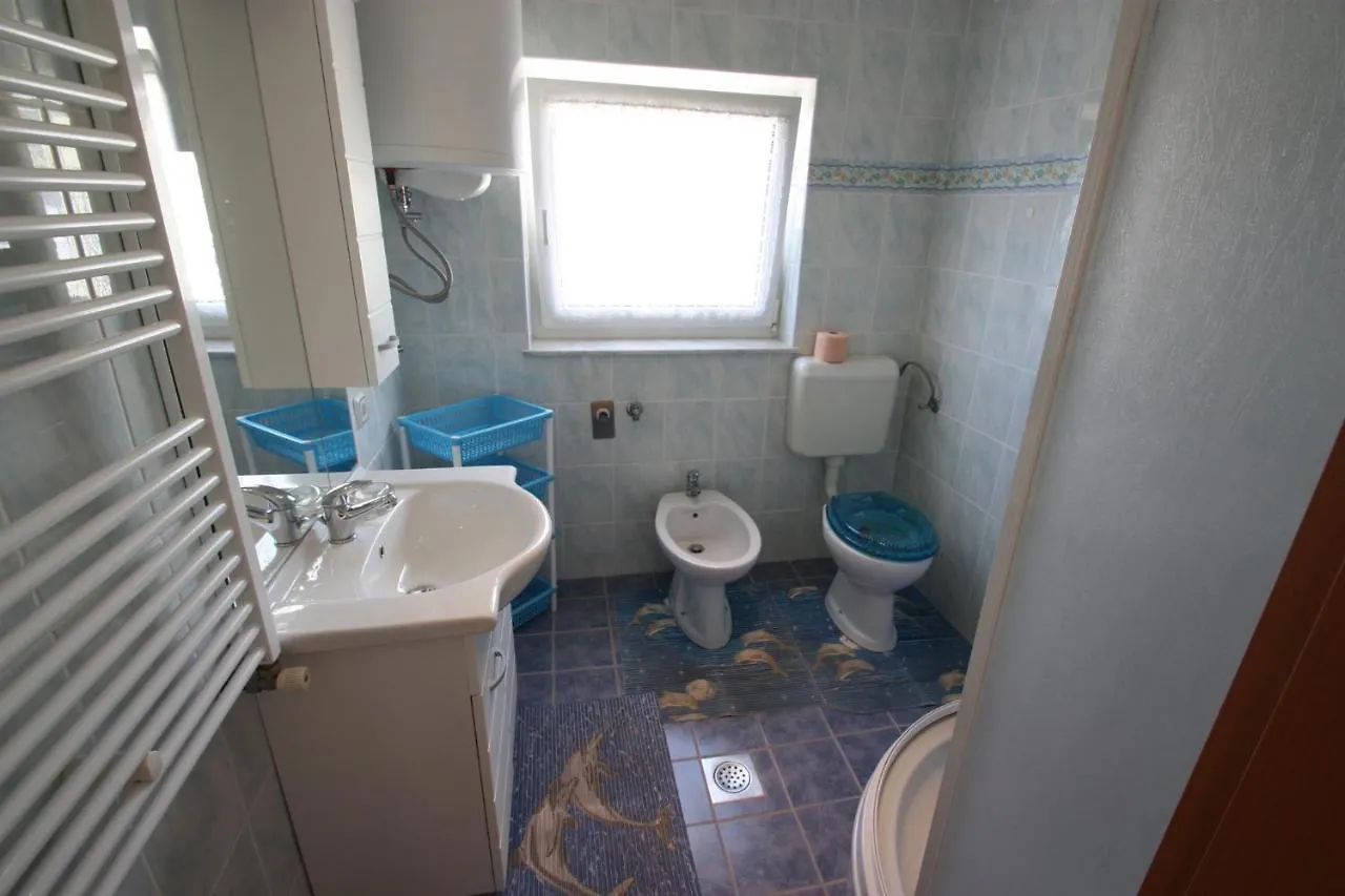 Blazic Apartment Jadranovo
