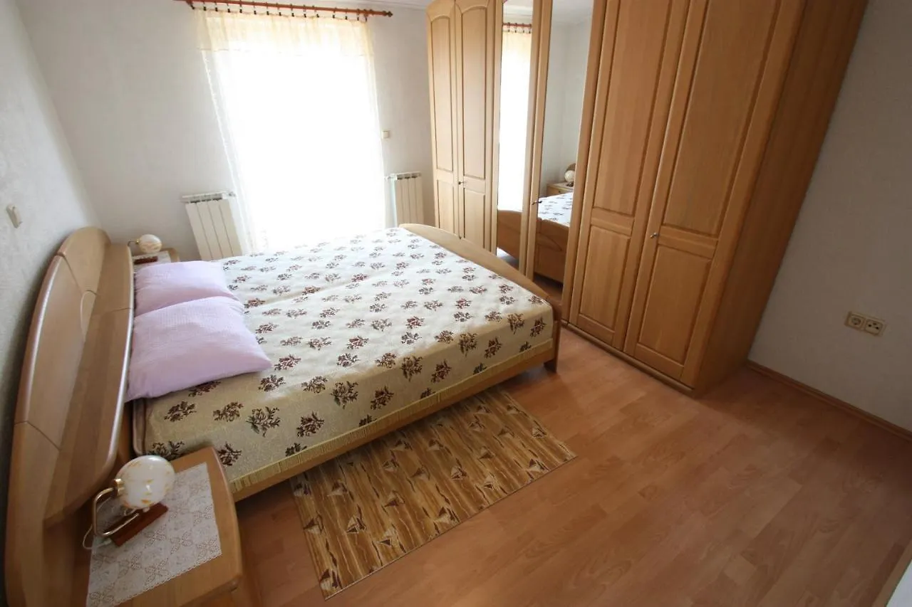 Blazic Apartment Jadranovo