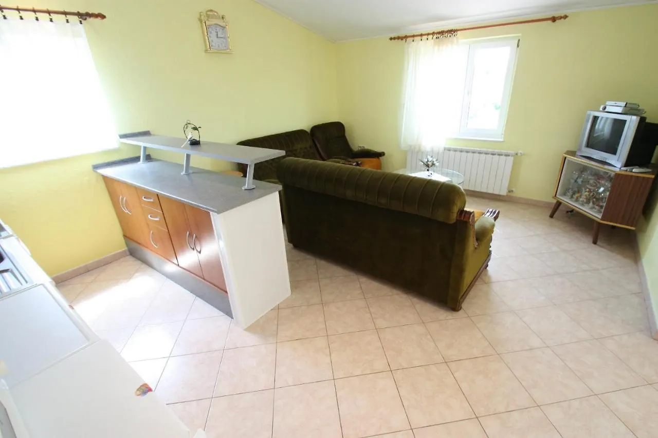Blazic Apartment Jadranovo