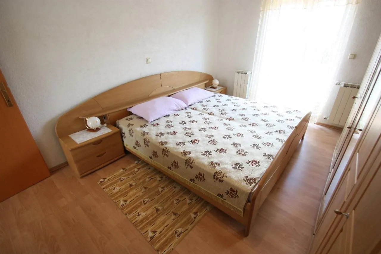 Blazic Apartment Jadranovo