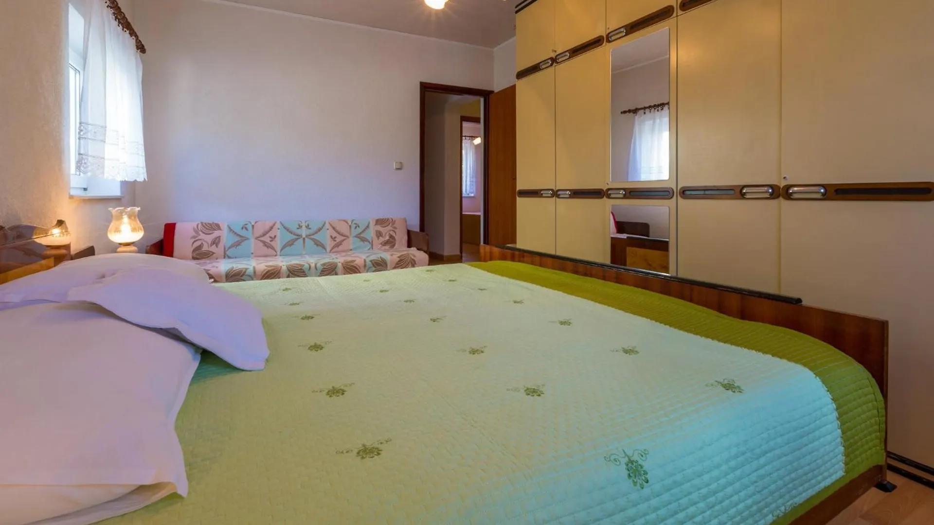 Blazic Apartment Jadranovo 0*,