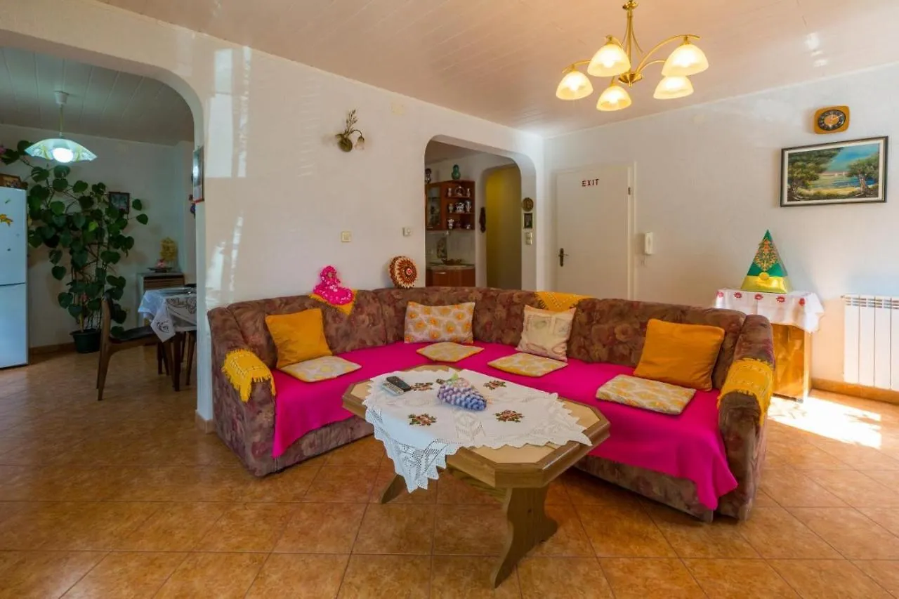 Blazic Apartment Jadranovo